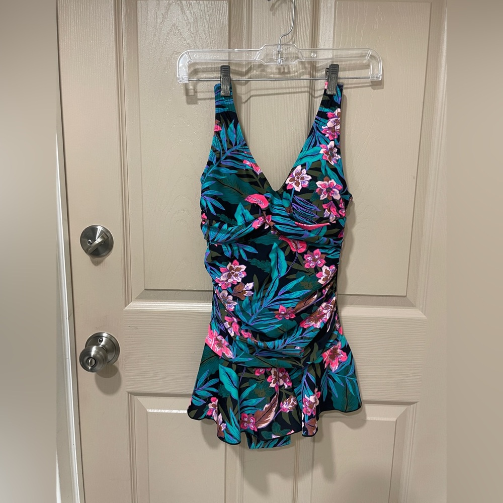Cerb Floral One-Piece Cruisewear Swimsuit SZ 8